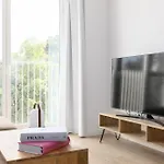 Апартаменты Apartup Port Marina Azura *
