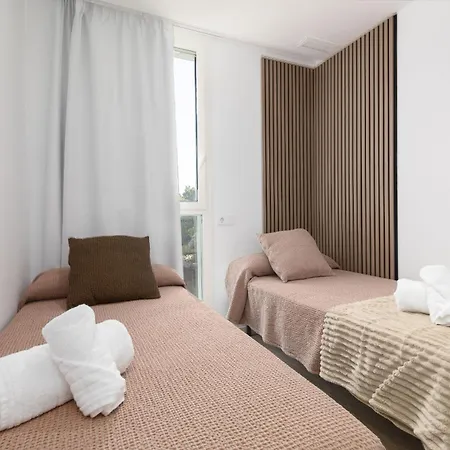 Apartup Port Marina Azura Apartment