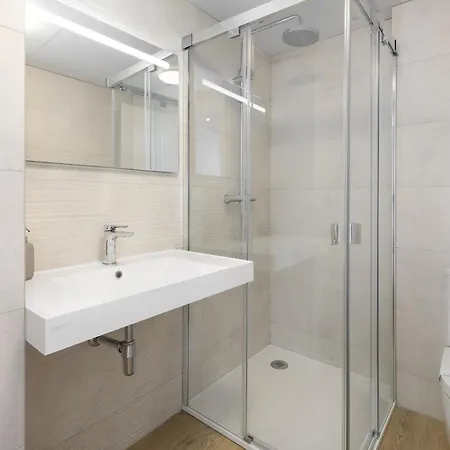 Apartup Port Marina Azura Apartment